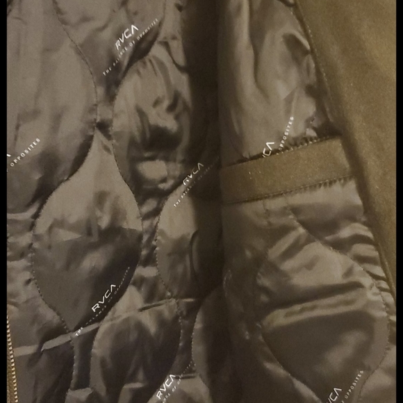 Mens Rvca kicking bomber jacket - Picture 4 of 5